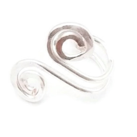 RESTOCKED! Clip on Non-pierced cartilage ear cuff - Picture 2 of 5